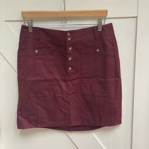 Loft NWT size 10P burgundy skirt